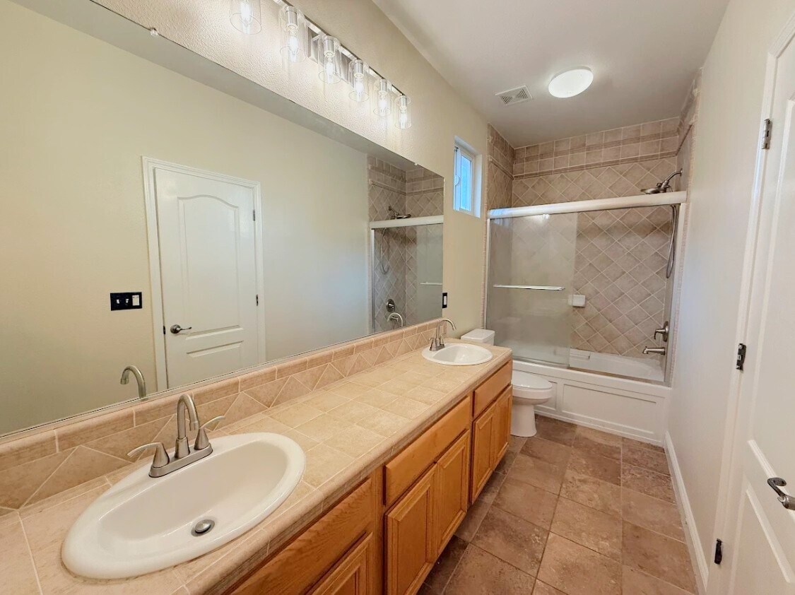 Building Photo - 110 Montage Dr