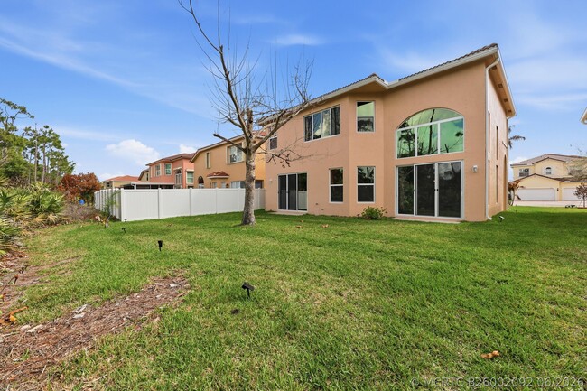 Building Photo - 5601 Spanish River Rd