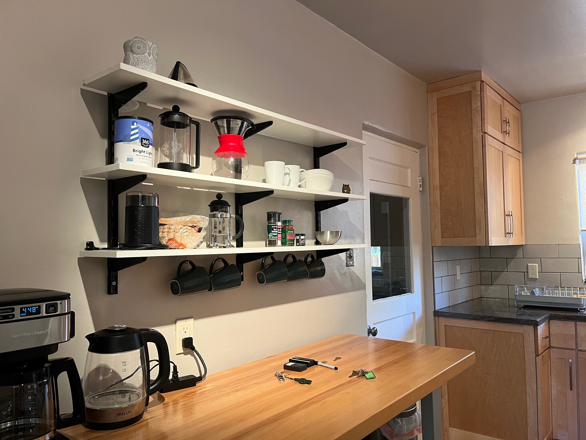 Building Photo - 732 Loma Vista Dr NE