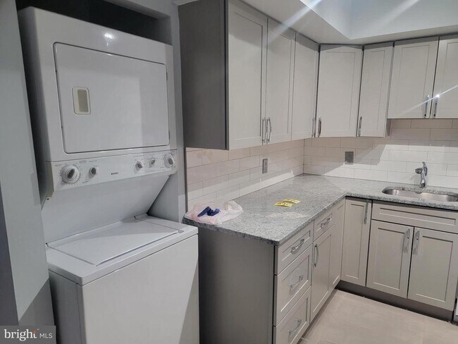 Building Photo - 3940 Bel Pre Rd