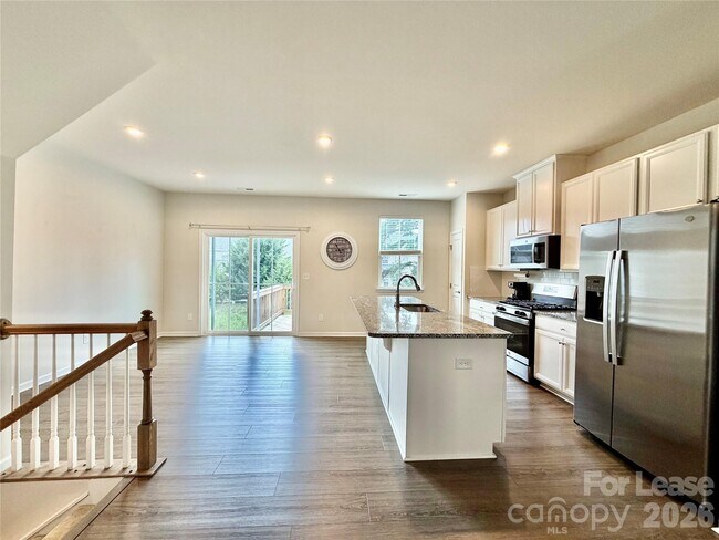 Building Photo - 2662 Grantham Place Dr