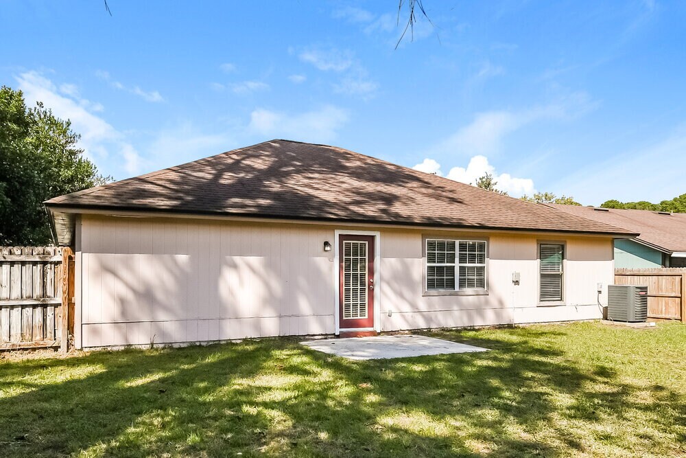 Building Photo - 9668 Chutney Ct