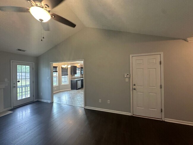 Building Photo - 1305 Snowy Egret Dr