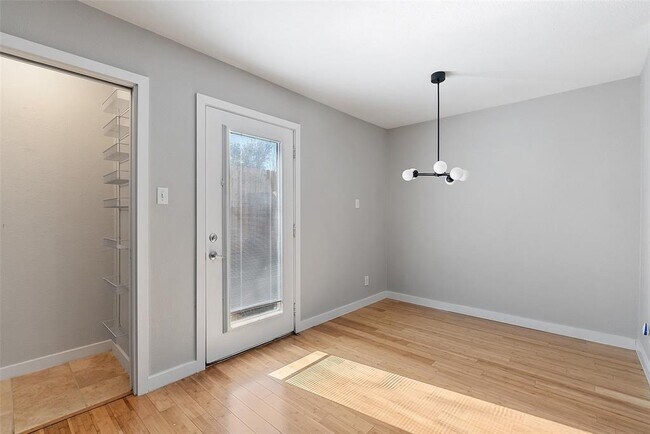 Building Photo - 3601 Menchaca Rd