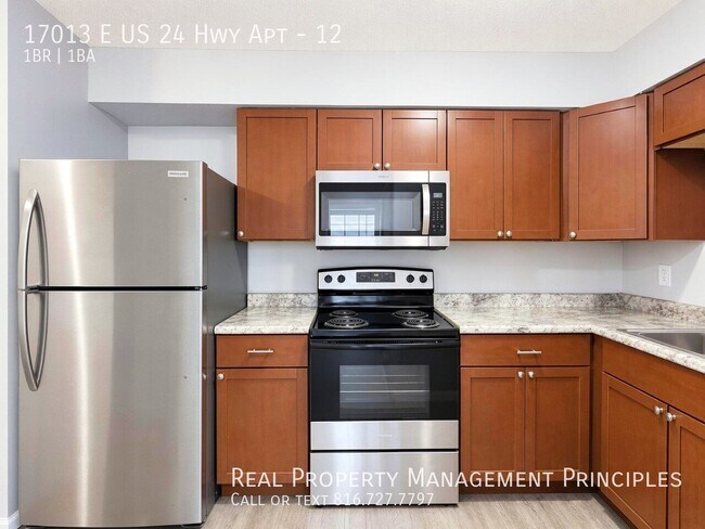 Building Photo - 17013 E US 24 Hwy Apt-12