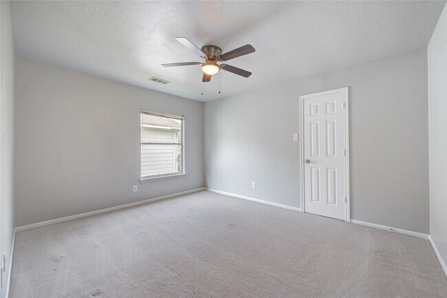 Building Photo - 16814 Benwick Dr