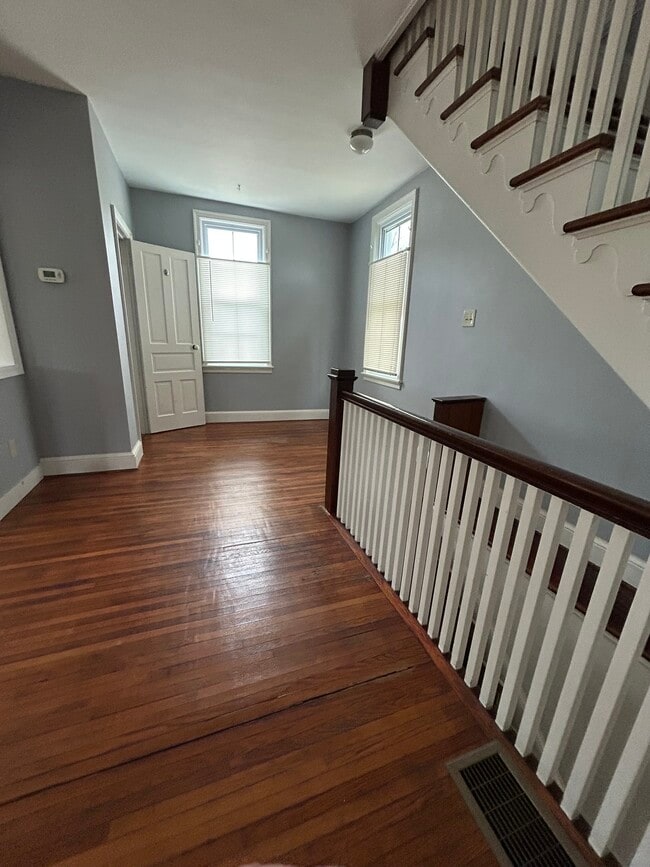 Building Photo - 2071 Tulpehocken Rd