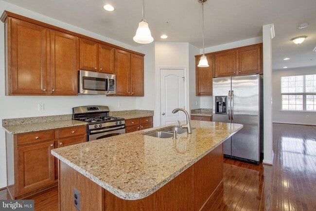 Building Photo - 2564 Cherry Tree Rd