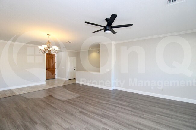 Building Photo - 14590 W Windsor Ave