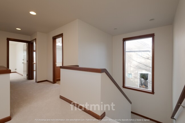 Building Photo - 4418 137th Pl SE