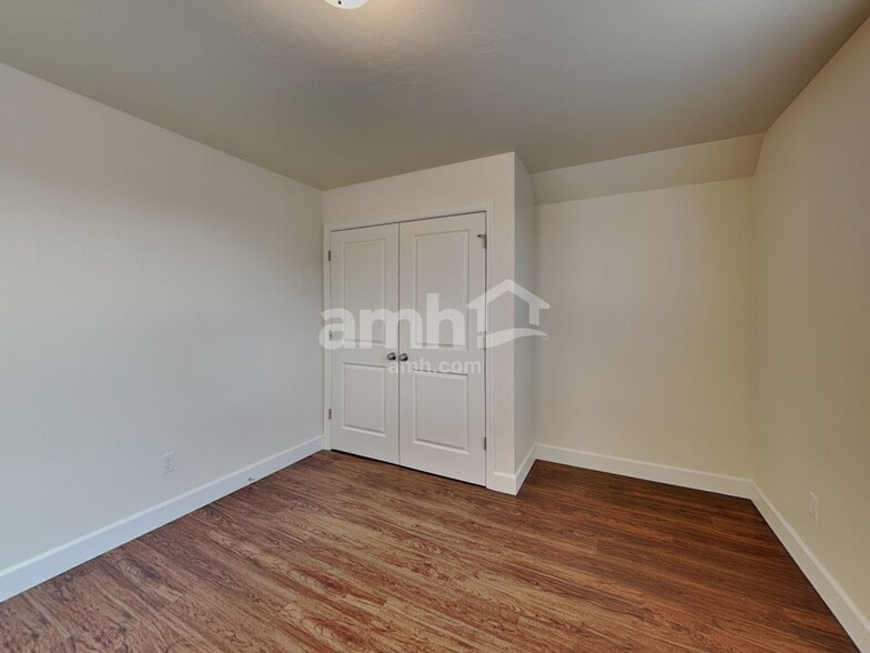 Building Photo - 94 E Sicily Dr