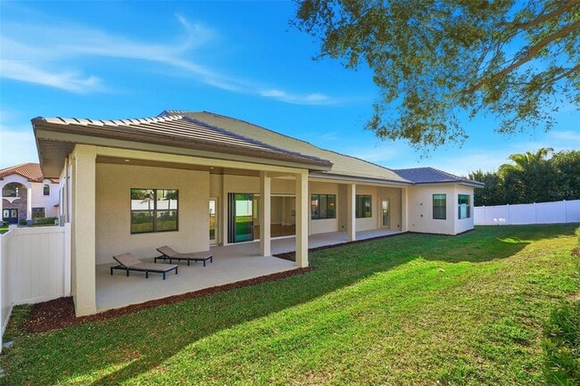 Building Photo - 705 Largovista Dr