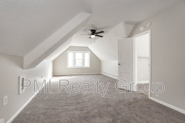 Building Photo - 2936 E 128th St