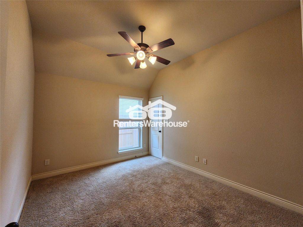 Building Photo - 27123 Bunker Bluff Ct