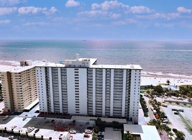 Building Photo - 111 N Pompano Beach Blvd