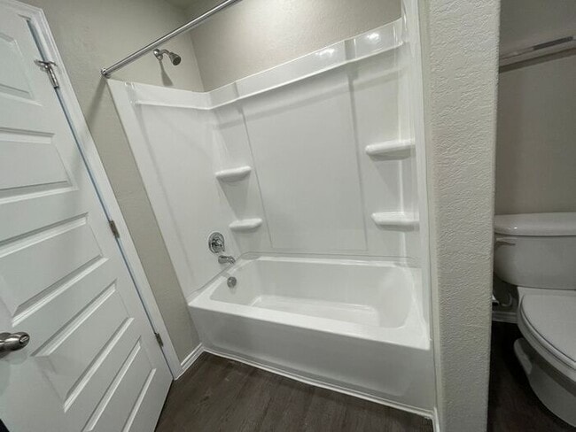 Building Photo - Step Right Up to Savings! | $250 OFF Your First Month’s Rent + Spacious 4-Bed, 2.5-Bath Home with...