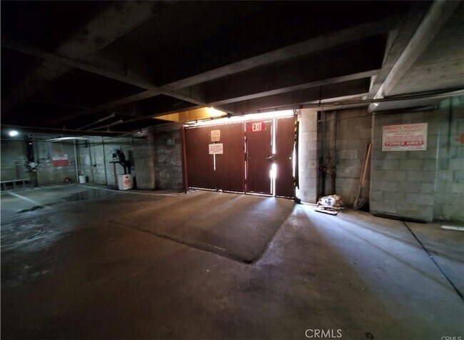 Building Photo - 3510 Elm Ave