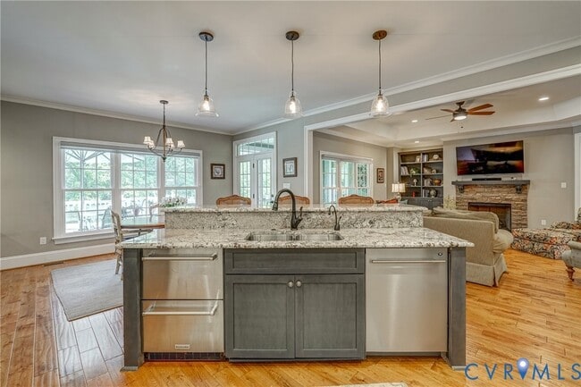 Building Photo - 12700 Dell Hill Ct