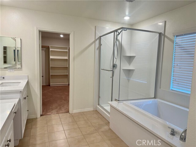 Building Photo - 12037 Meander Way