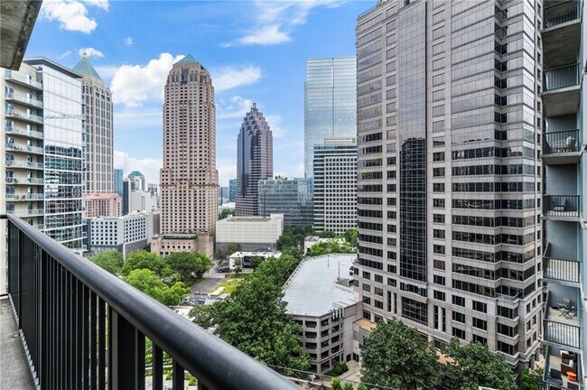 Building Photo - 1080 Peachtree St NE