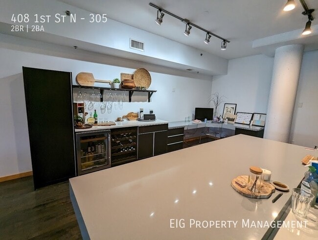 Building Photo - 408 N 1st St