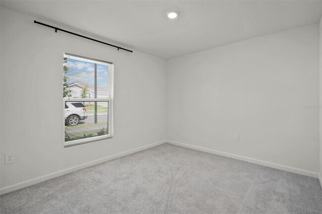 Building Photo - 2711 Pioneer Trl