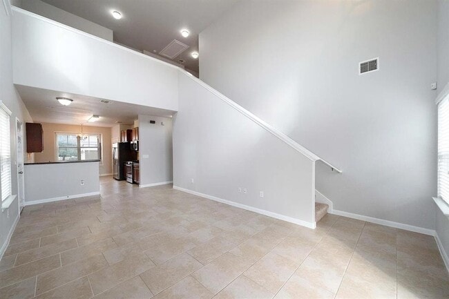 Building Photo - 1620 Bryant Dr