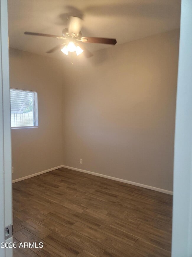 Building Photo - 204 N Standage