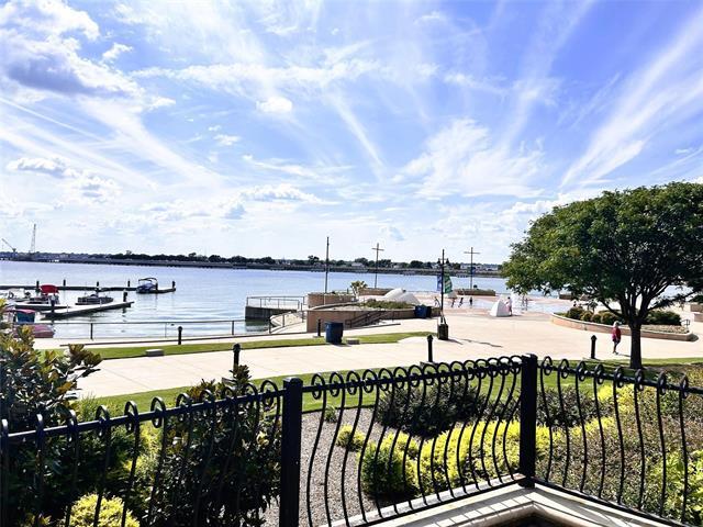 Building Photo - 2036 Signal Ridge Pl