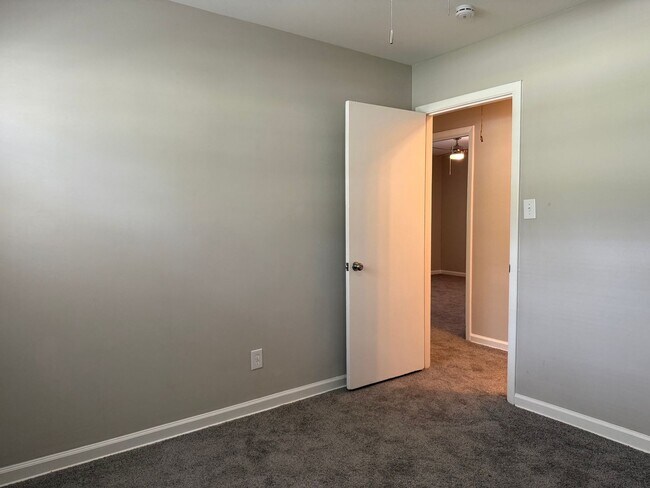 Building Photo - Wonderful Ranch Home In Raleigh, Available...