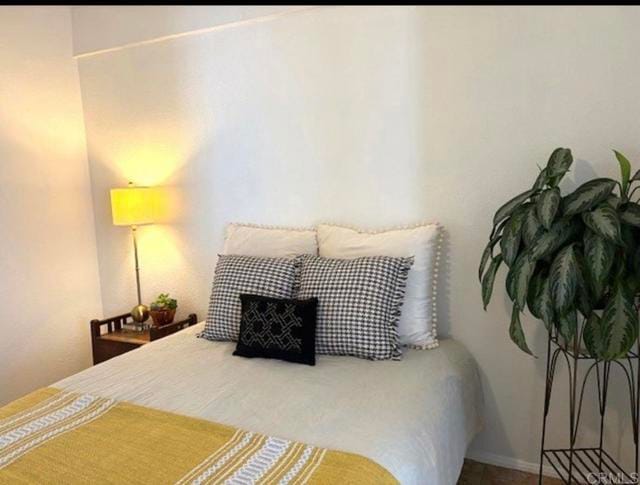 Building Photo - 705 N Ditmar St