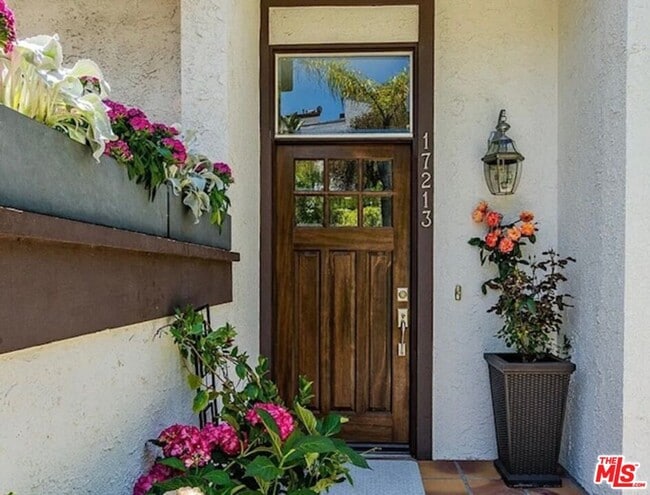 Building Photo - 17213 Palisades Cir