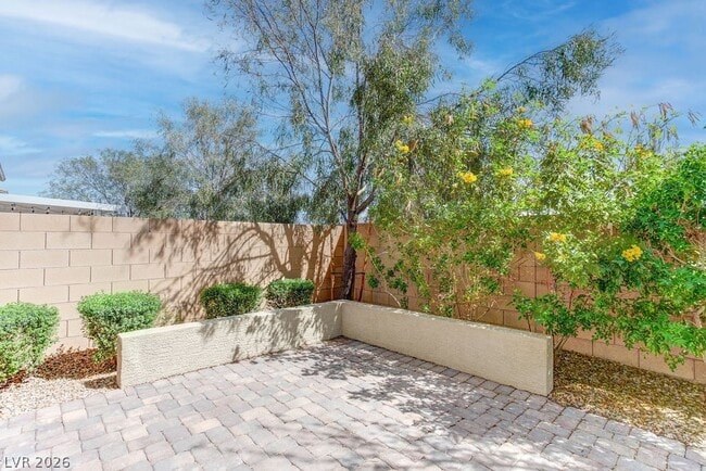 Building Photo - 8580 Luse St