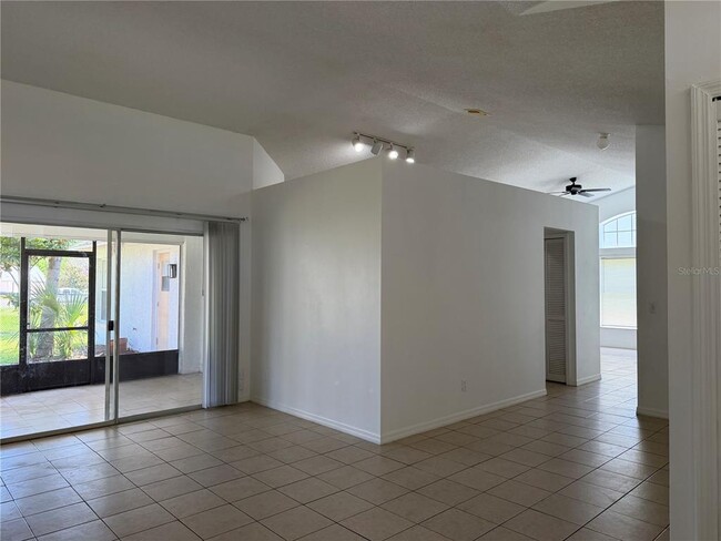 Building Photo - 14601 Eagles Crossing Dr