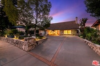 Building Photo - 22941 De Kalb Dr
