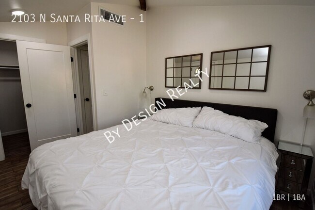 Building Photo - Renovated and Furnished 1 Bed 1 Bath Casita - 1 Mile To UofA