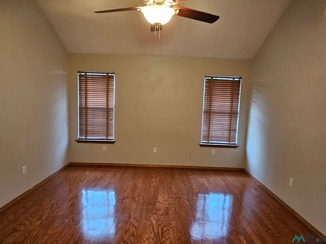 Building Photo - 212 Wilmington Cir