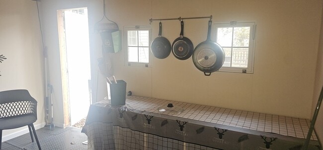 Building Photo - 227 Thurber Ave