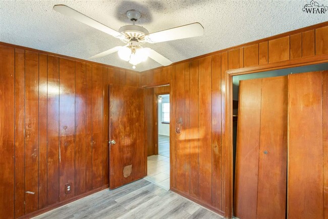 Building Photo - 2939 Moffett Ave