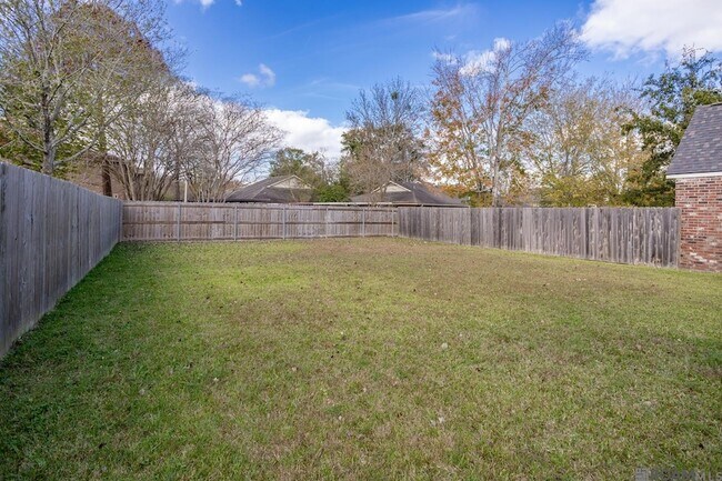 Building Photo - 5140 Summa Ct