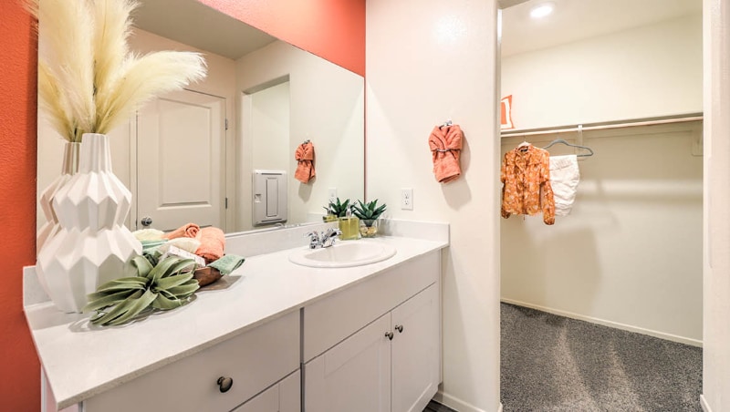 Building Photo - 4934 Fern Mesa Ave