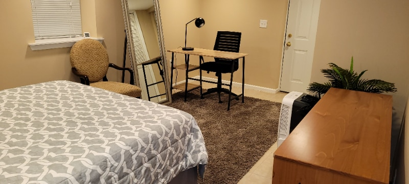 Building Photo - 6105 Arbor St