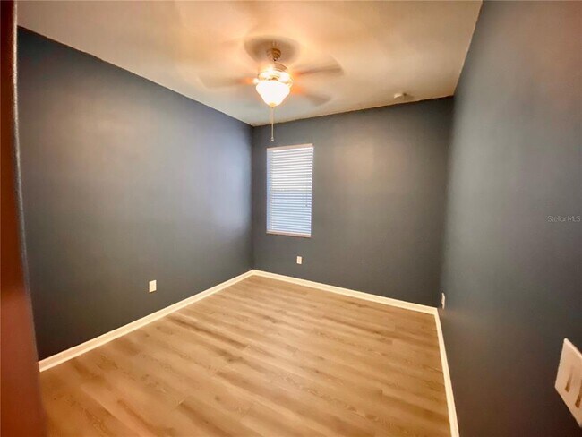 Building Photo - 10143 Newminster Loop