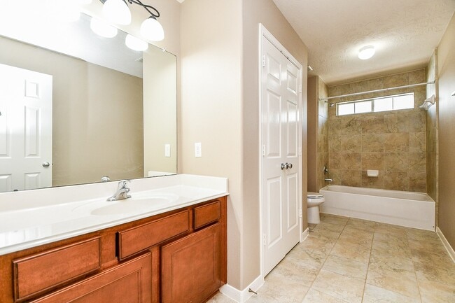 Building Photo - 26011 Pebble Terrane Ln