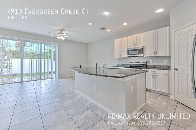 Building Photo - 7910 Evergreen Creek Ct