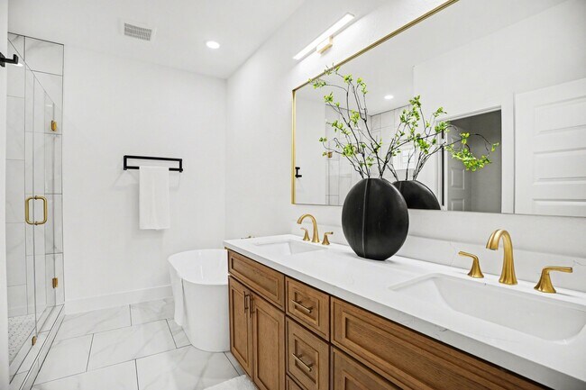 Building Photo - 115 Milby St