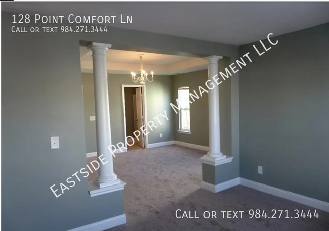 Building Photo - 128 Point Comfort Ln