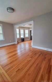 Building Photo - 441 Blohm St