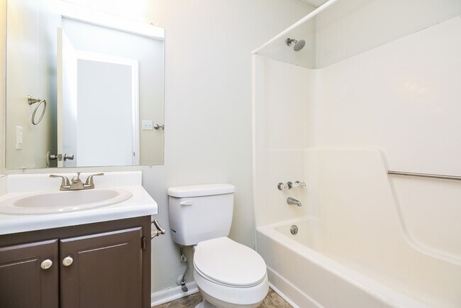 Building Photo - 2804 Patio Pl