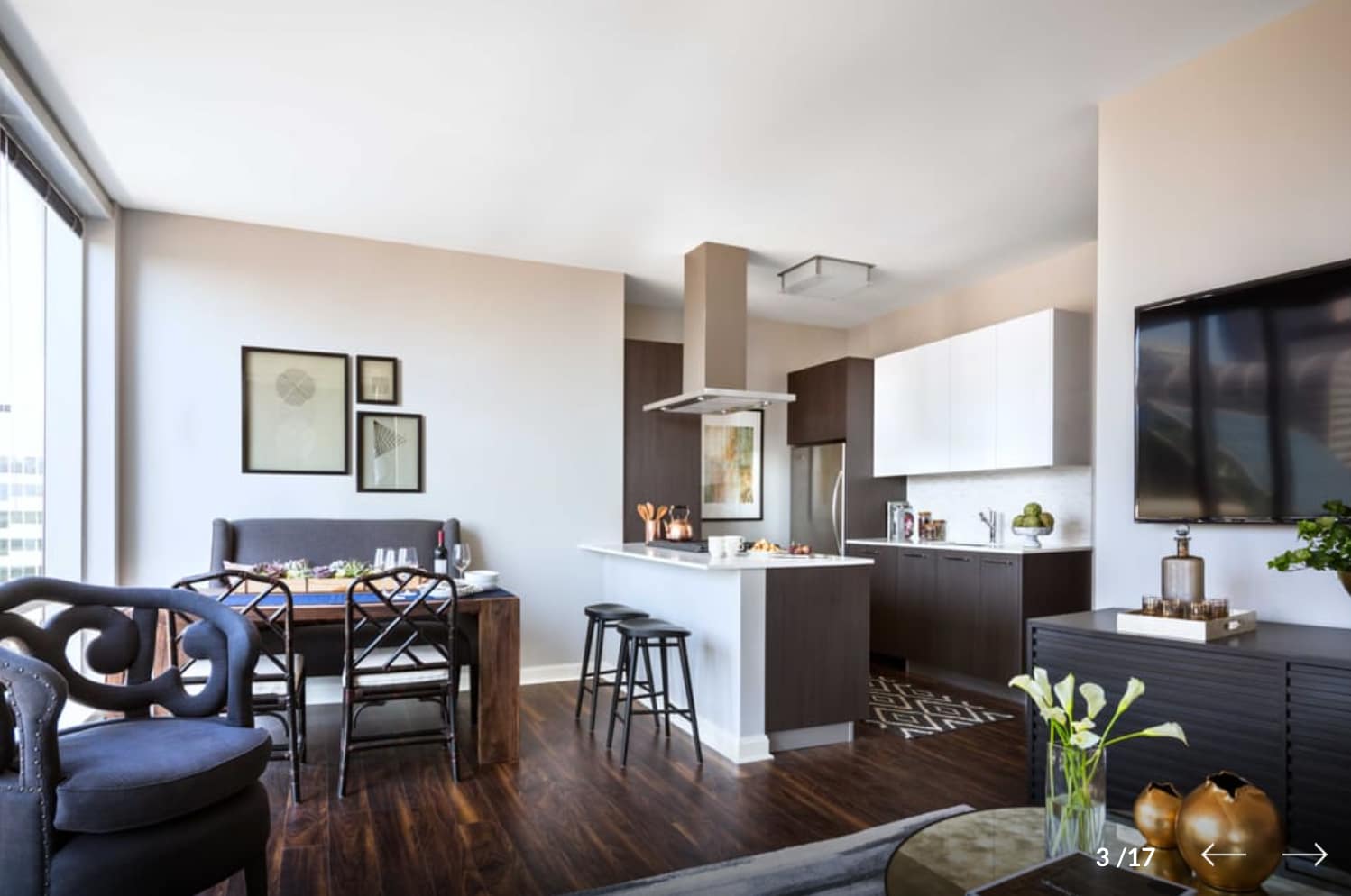 Building Photo - 77 W Wacker Dr